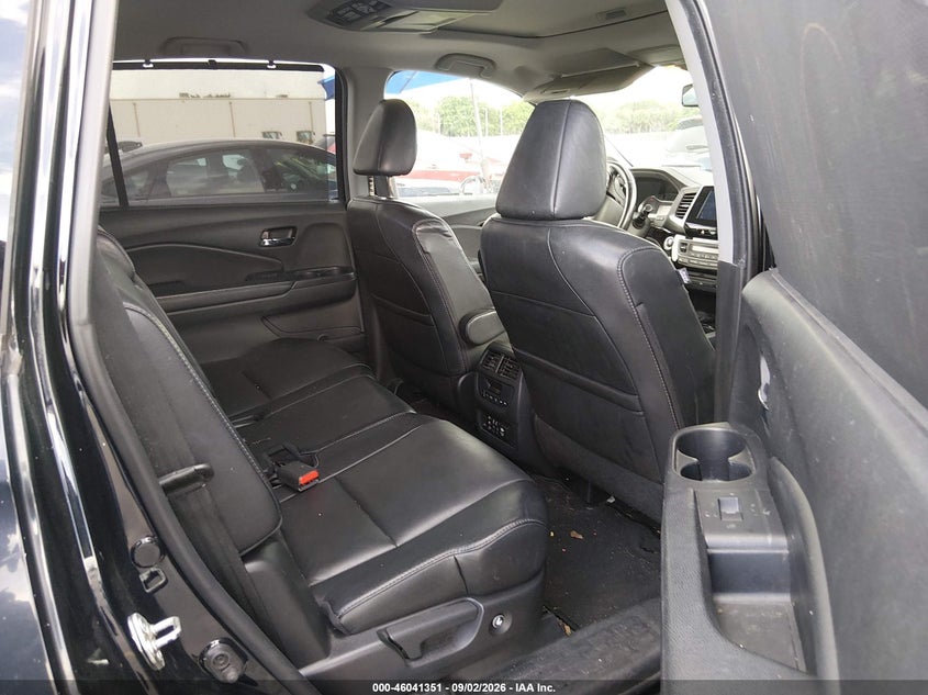 2016 HONDA PILOT auction photo 8