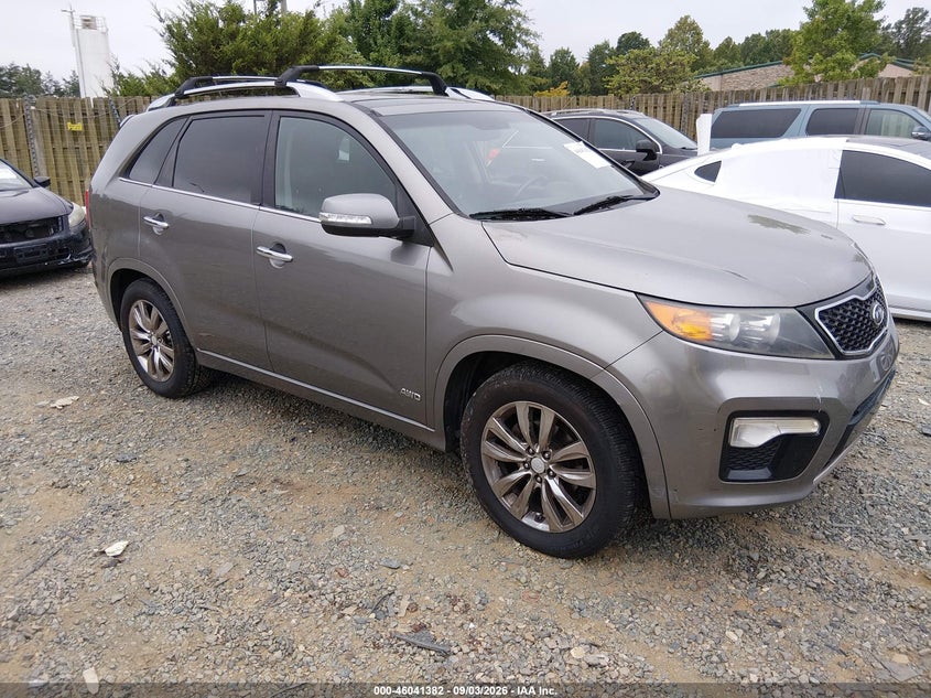 2013 KIA SORENTO auction photo 1