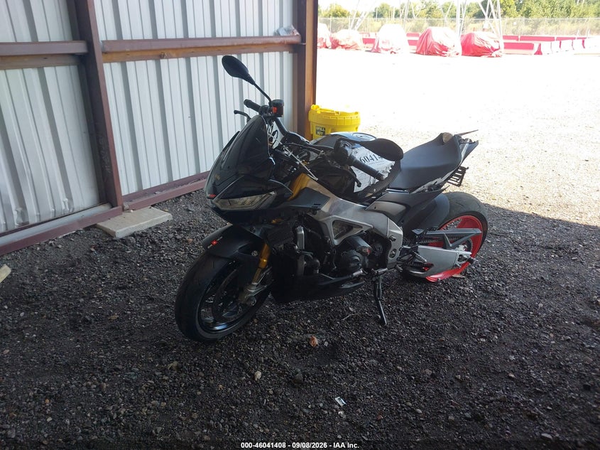 APRILIA TUONO V4 2022