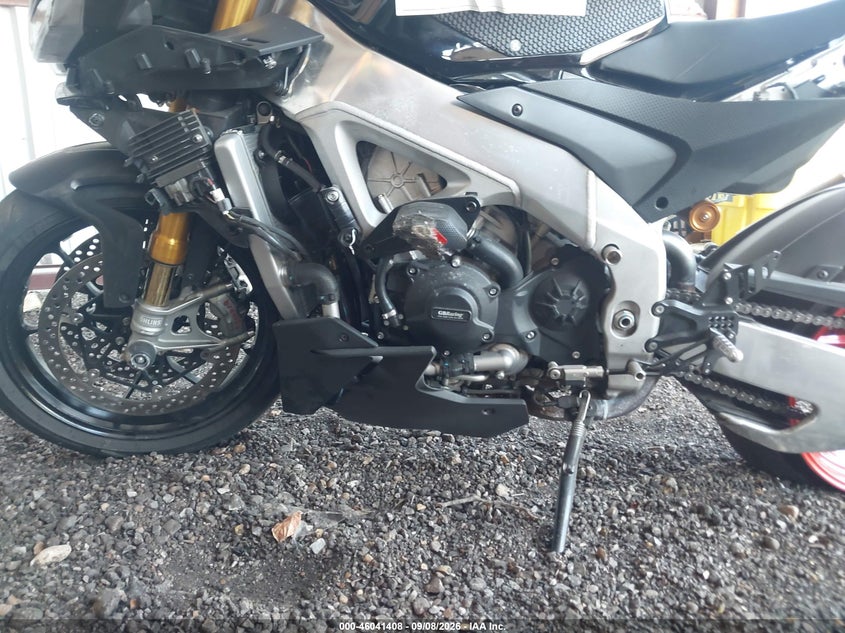 APRILIA TUONO V4 2022