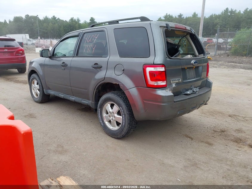FORD ESCAPE 2011 VIN 1FMCU0D70BKA65443