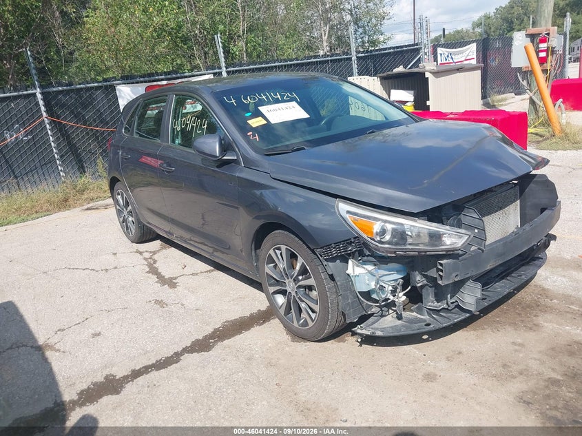 Vin: kmhh35le5ju078410, lot: 46540879, hyundai elantra gt 2018 img_1