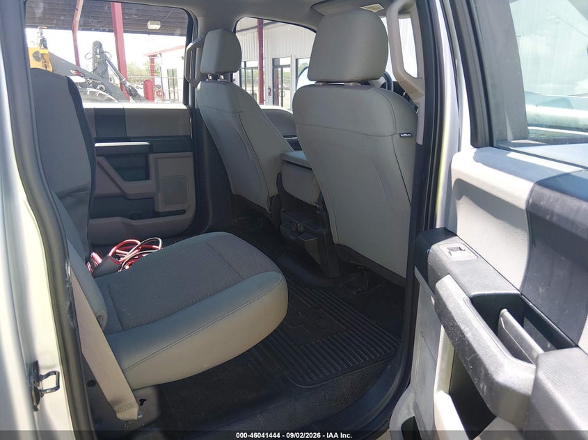 2017 FORD F-450 auction photo 8