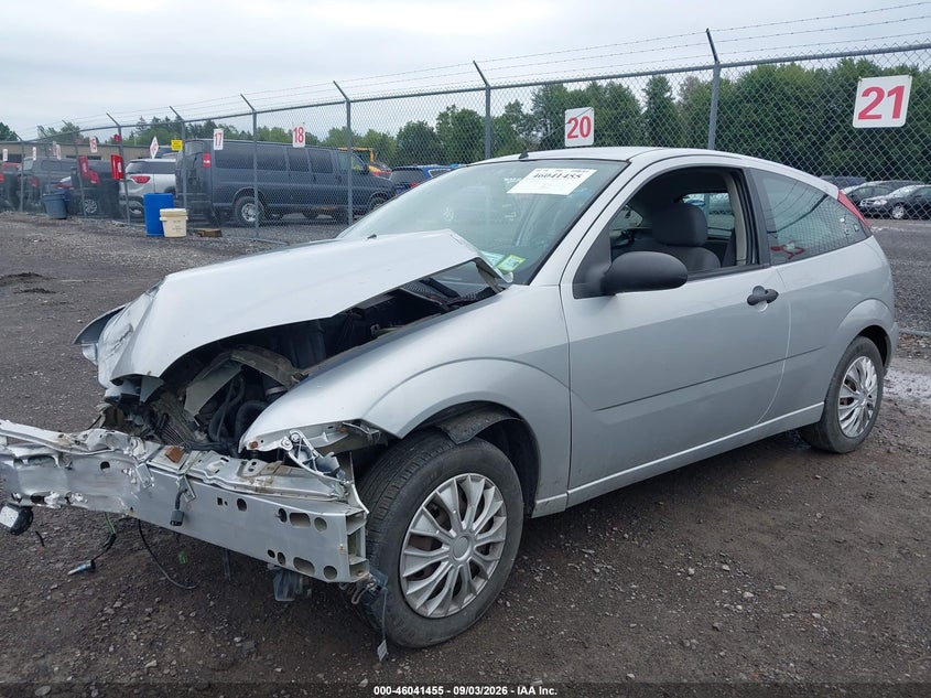 2005 FORD FOCUS auction photo 2