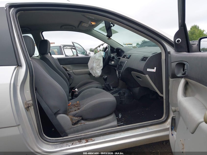2005 FORD FOCUS auction photo 5