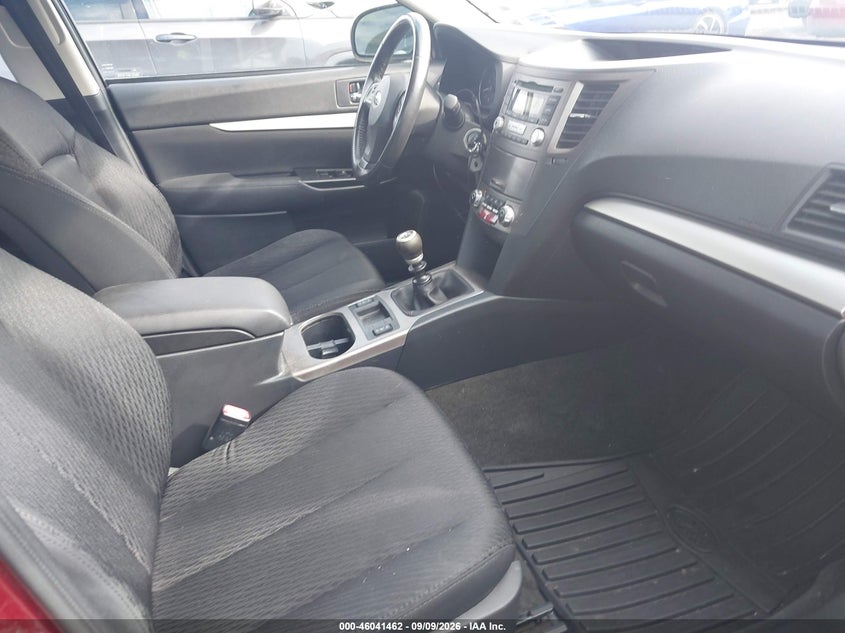 2012 SUBARU LEGACY auction photo 5