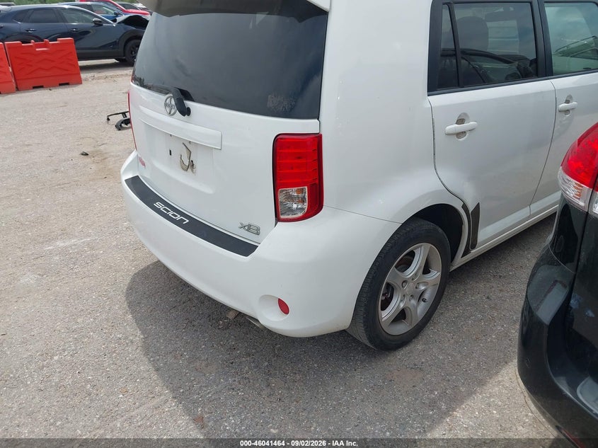 2011 SCION XB auction photo 4
