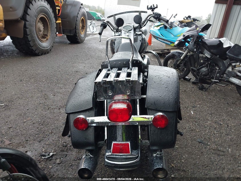 HARLEY-DAVIDSON FLHR 2001