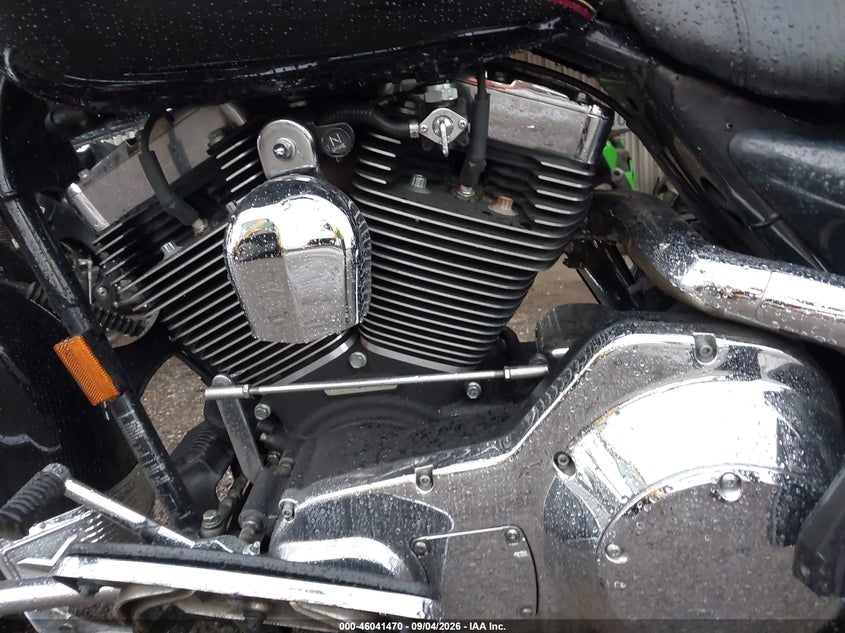 HARLEY-DAVIDSON FLHR 2001