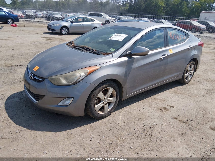 2013 HYUNDAI ELANTRA auction photo 2
