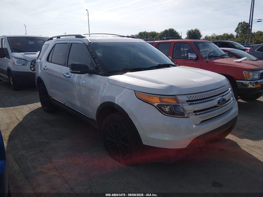Vin: 1fm5k8d89dgc33608, lot: 46540933, ford explorer xlt 2013 img_1