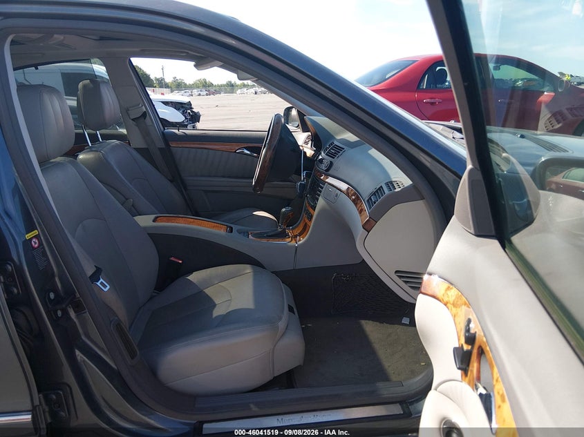 2007 MERCEDES-BENZ E 550 auction photo 5