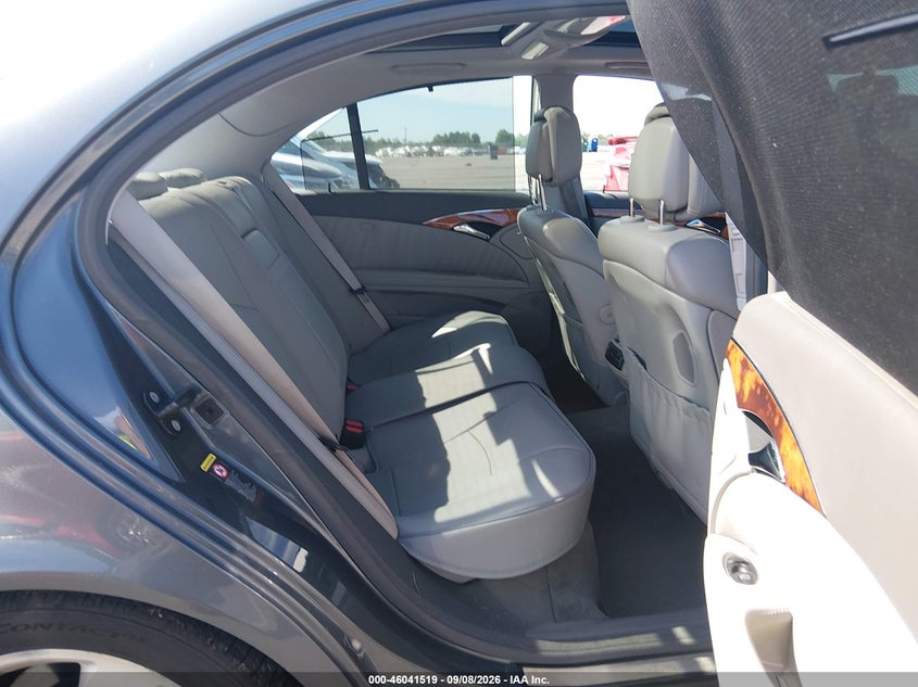 2007 MERCEDES-BENZ E 550 auction photo 8