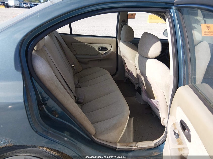 Photo 8 - HYUNDAI ELANTRA