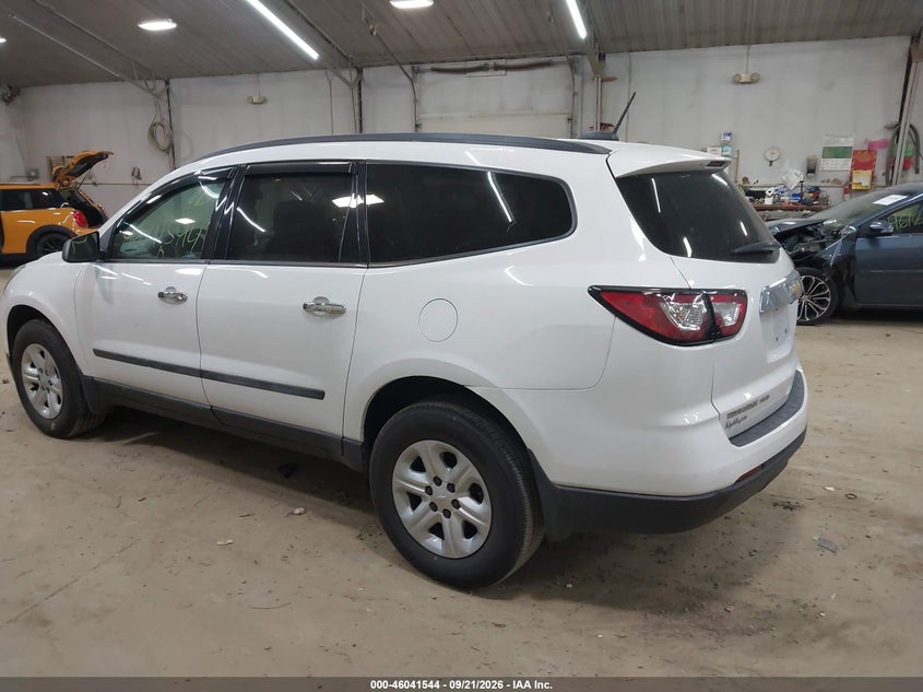 2017 CHEVROLET TRAVERSE LS · Фото 3