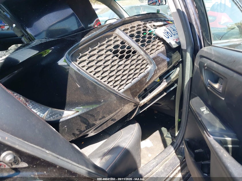 2015 TOYOTA CAMRY auction photo 8