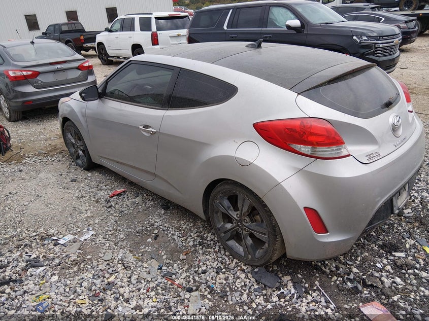 2016 HYUNDAI VELOSTER auction photo 3