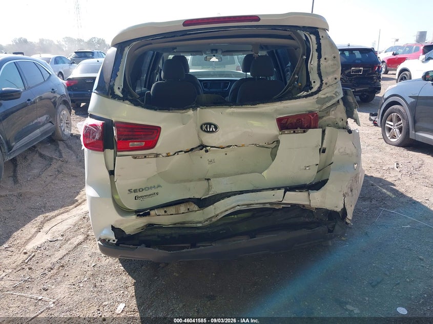 Фото 20 - KIA SEDONA