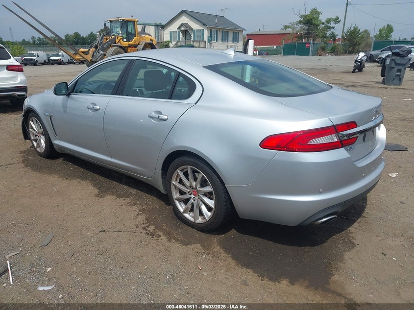 JAGUAR XF - zdjęcie 3