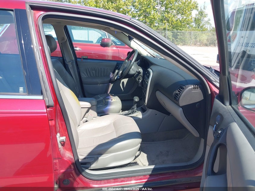 2004 SATURN L300 auction photo 4