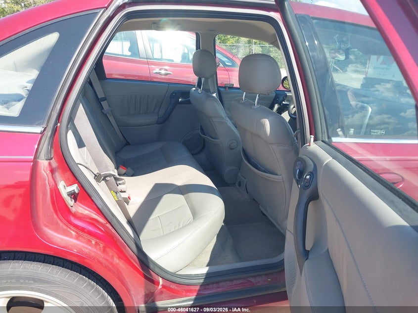 2004 SATURN L300 auction photo 7