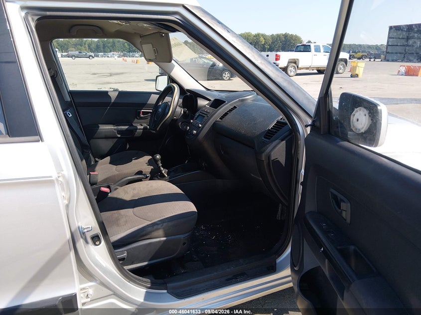 2013 KIA SOUL · Фото 5