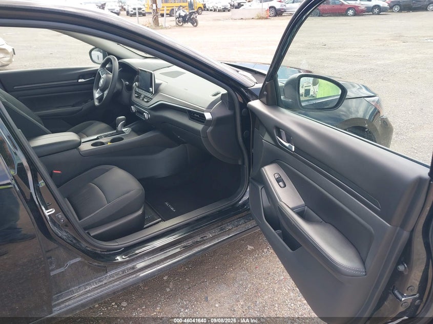 2025 NISSAN ALTIMA SEDAN 2.5L I-4 DI, DOHC, VVT, REGULAR , 188HP