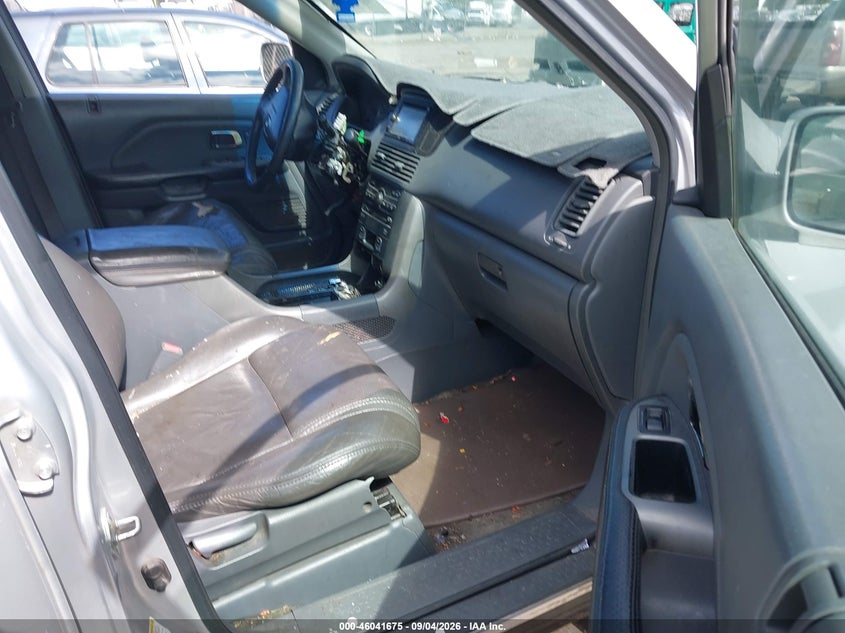 2004 HONDA PILOT auction photo 5