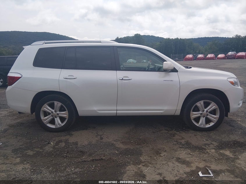 2010 TOYOTA HIGHLANDER SPORT UTILITY VEHICLE 3.5L V-6 DOHC, VVT, REGULAR , 270HP