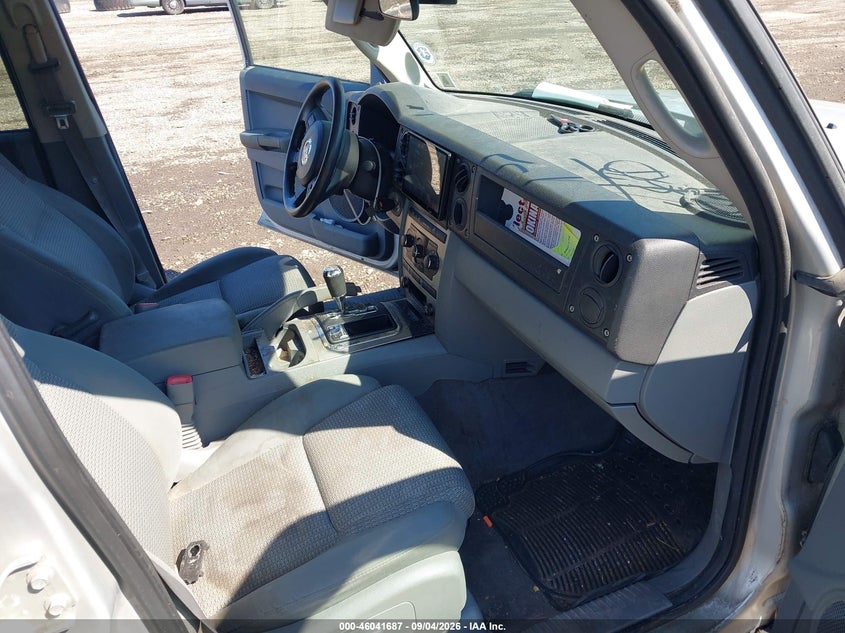 2007 JEEP COMMANDER auction photo 5