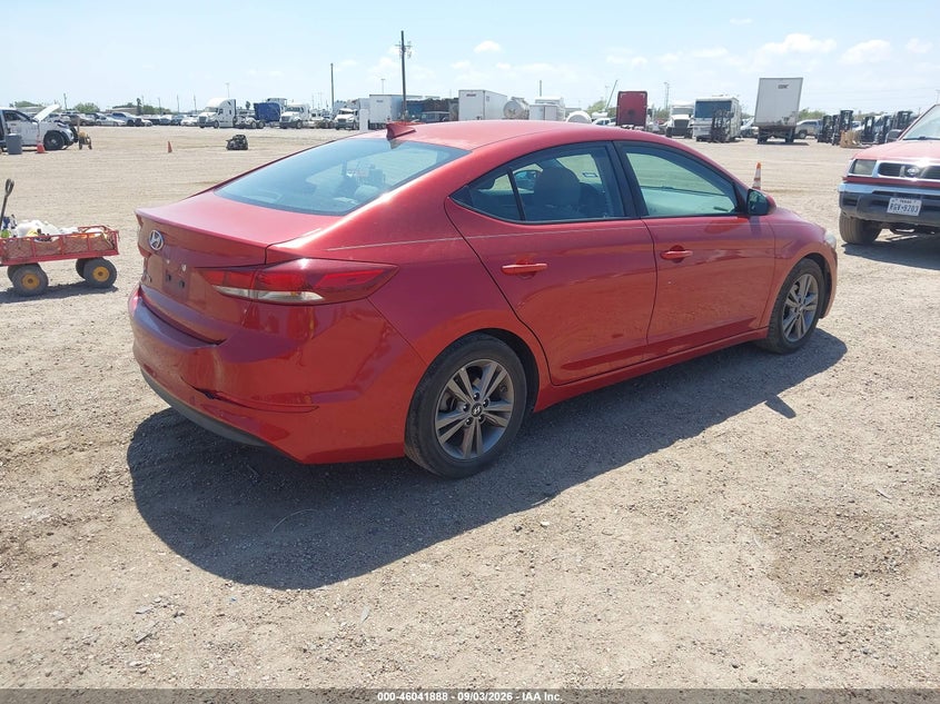 2018 HYUNDAI ELANTRA auction photo 4