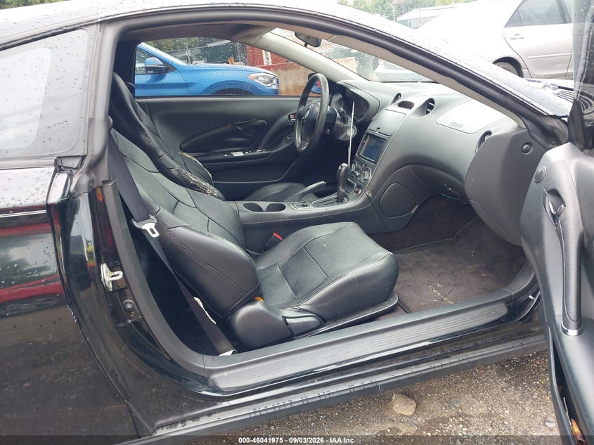 2004 TOYOTA CELICA auction photo 5
