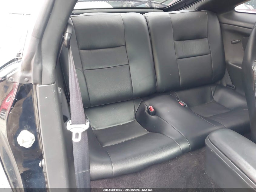 2004 TOYOTA CELICA auction photo 8