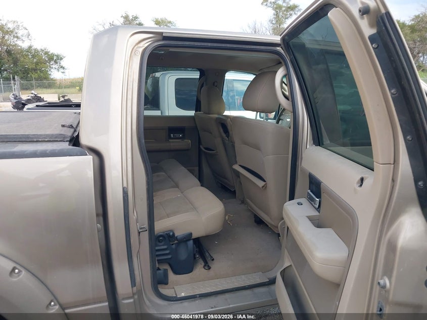 2004 FORD F-150 auction photo 8