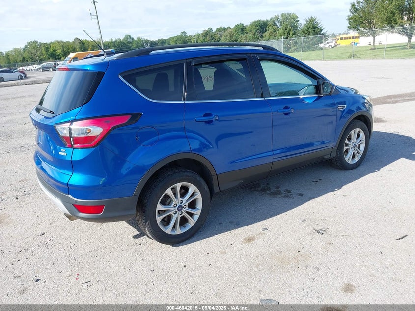 2017 FORD ESCAPE auction photo 4