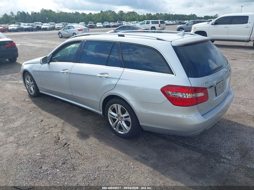 2011 MERCEDES-BENZ E 350 auction photo 3