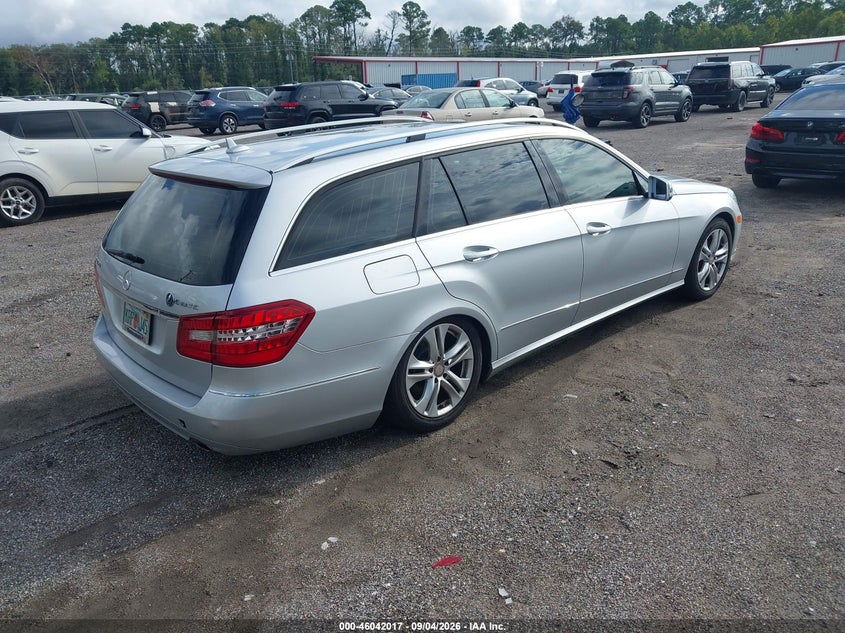2011 MERCEDES-BENZ E 350 auction photo 4