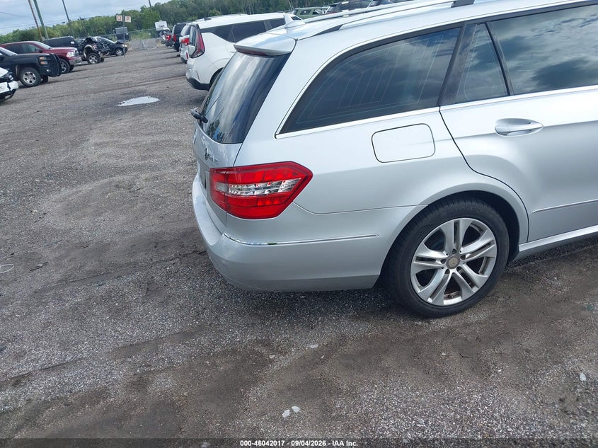 2011 MERCEDES-BENZ E 350 auction photo 6