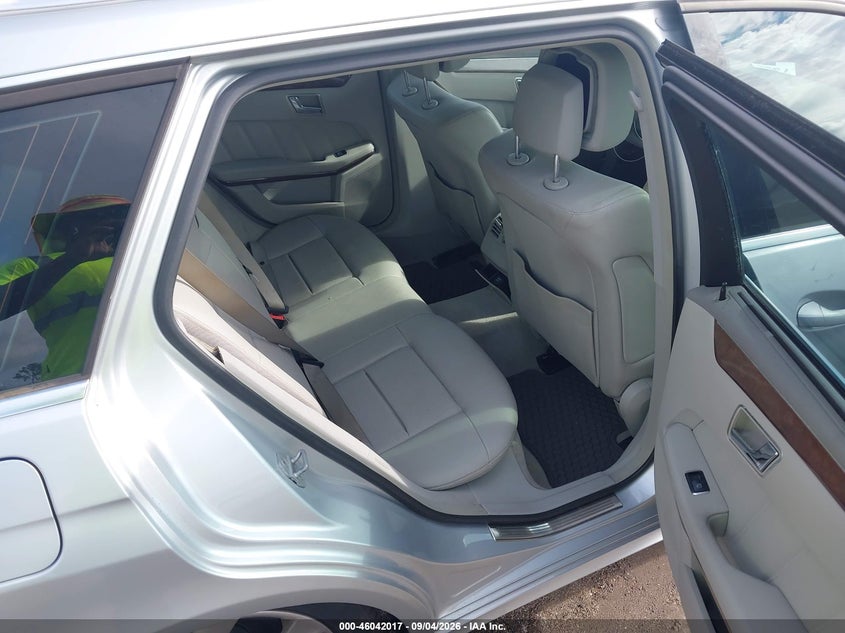 2011 MERCEDES-BENZ E 350 auction photo 8