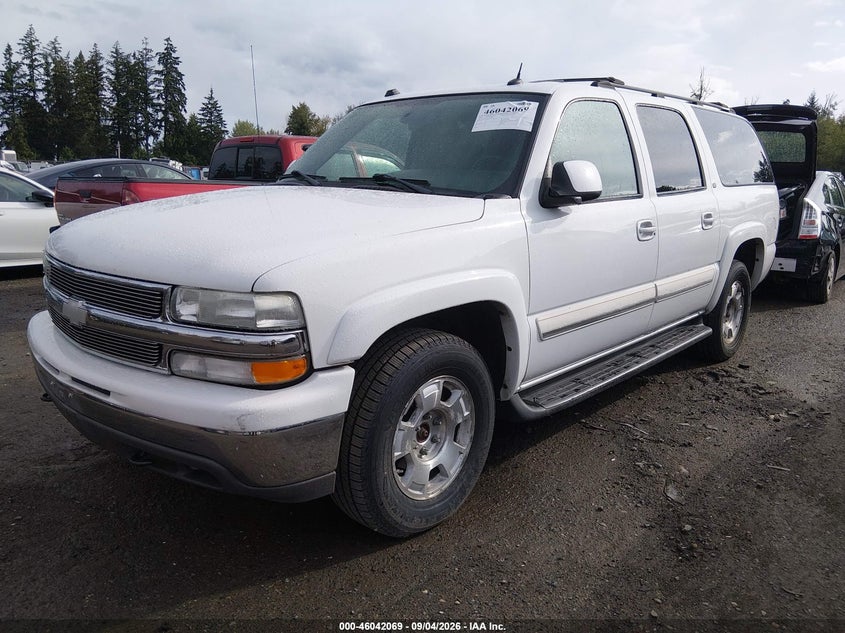 2004 CHEVROLET SUBURBAN 1500 auction photo 2