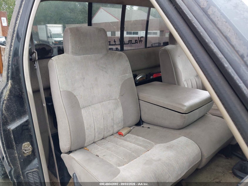 1996 DODGE RAM 2500 auction photo 8
