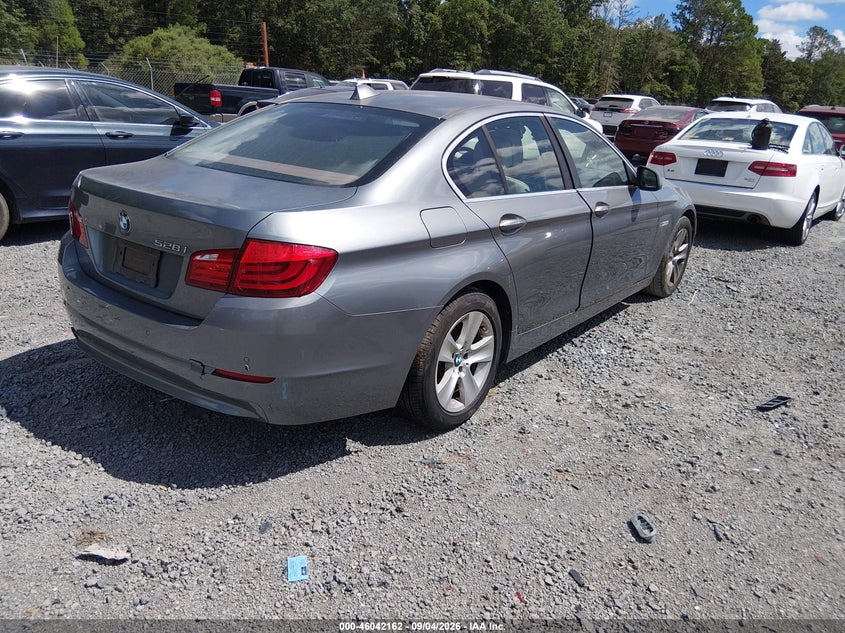 2011 BMW 528I auction photo 4