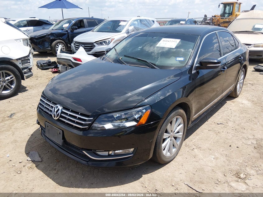 2013 VOLKSWAGEN PASSAT auction photo 2