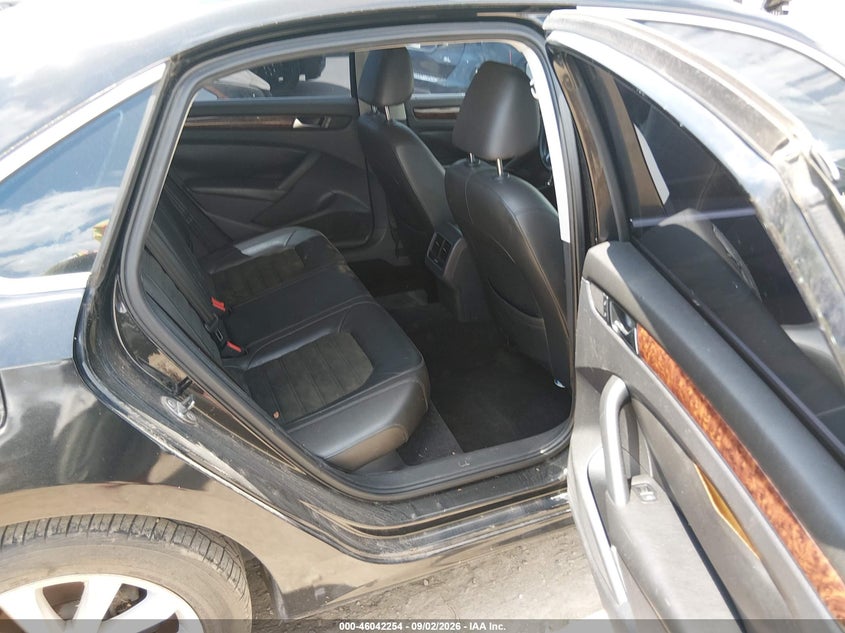 2013 VOLKSWAGEN PASSAT auction photo 8
