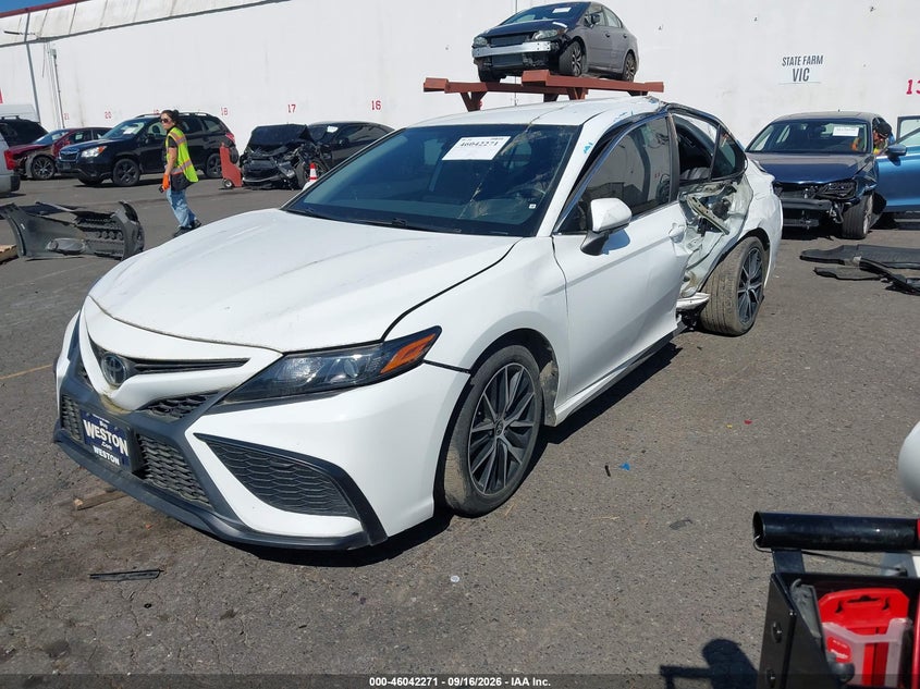 Vin: 4t1g11ak0pu794272, lot: 46541726, toyota camry se 20232