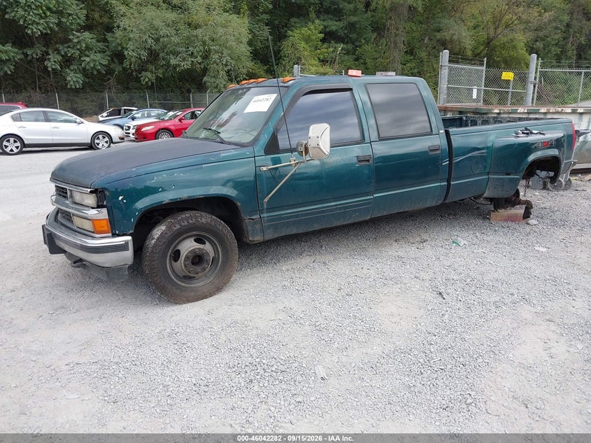 CHEVROLET C3500 1998 VIN 1GCHC33J9WF008457