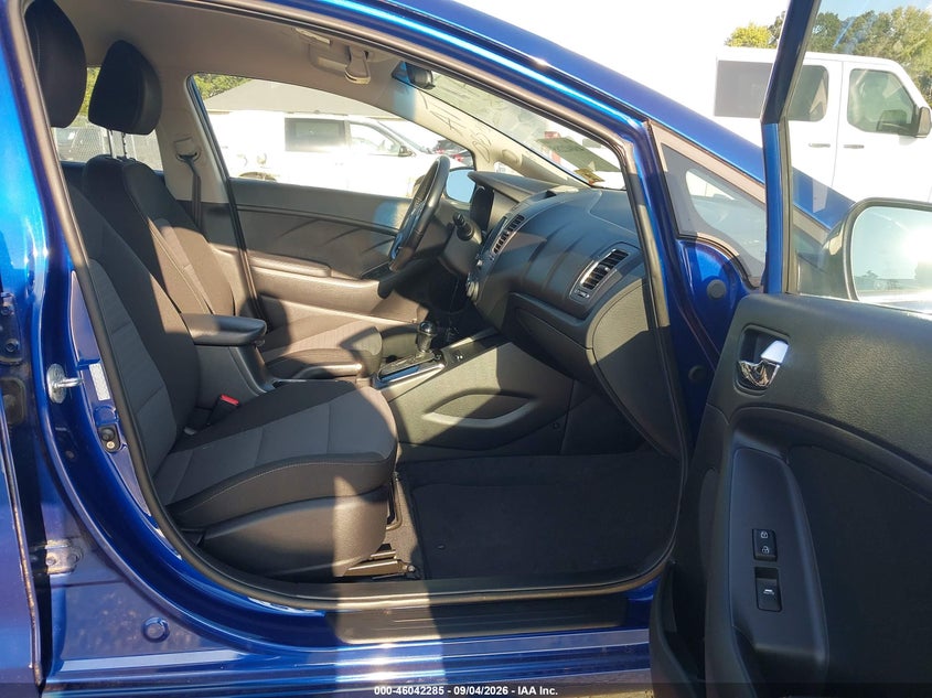 2017 KIA FORTE SEDAN 2.0L I-4 DOHC, VVT, REGULAR , 147HP