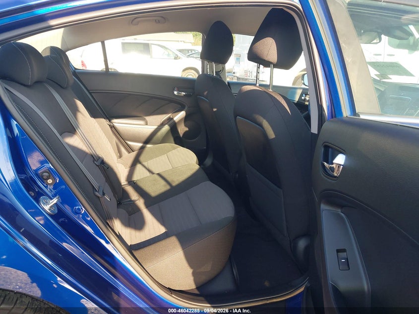 2017 KIA FORTE SEDAN 2.0L I-4 DOHC, VVT, REGULAR , 147HP