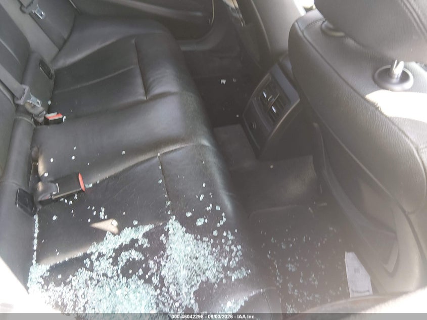 2014 BMW 328I · Фото 8