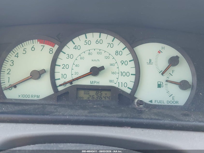 2003 TOYOTA COROLLA auction photo 7